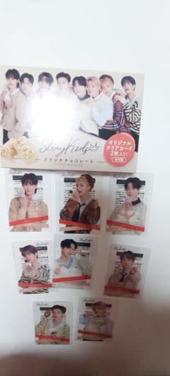 Stray Kids　スキズ　ファミマ　クリアトレカ　8枚セット　コンプリートのサムネイル