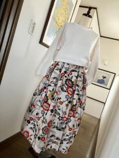 着物リメイク 銘仙 スカート 花柄 フリーサイズのサムネイル