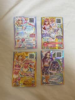 アイカツカードセット 8枚+3枚まとめ売りのサムネイル