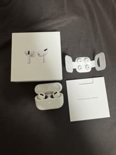 【中古】AirPods Pro（第1世代）ワイヤレスイヤホンのサムネイル