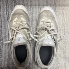 asicsGLIDENOVAのサムネイル