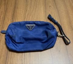ストラップ付 PRADA プラダポーチ