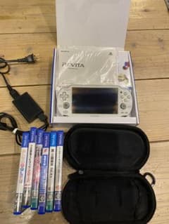 PS Vita 本体 PCH-1000 Wi-Fiモデル ヴィータ　8GBのサムネイル