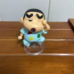 しんちゃん フィギュア 幾何学模様のサムネイル