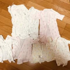 赤ちゃんの城　肌着50-60のサムネイル