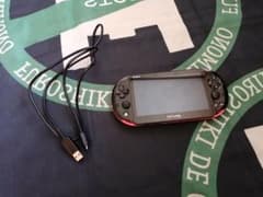 プレステ Vita本体 付属USBケーブル 箱無のサムネイル