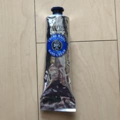 専用品です!  ロクシタン シア ハンドクリームのサムネイル