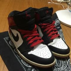 NIKE AIR JORDAN 1 つま黒のサムネイル