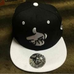 CROOKS&CASTLESのキャップのサムネイル
