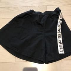 ショートパンツ　120センチ　新品タグ付きのサムネイル