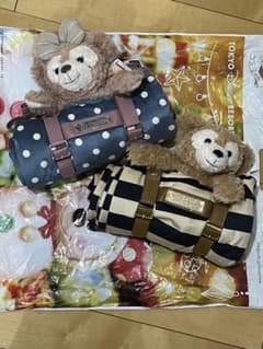【新品タグ付き⭐︎2個おまとめ】ダッフィー&シェリーメイ ブランケットのサムネイル