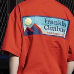 Franklin Climbing Tシャツ オレンジのサムネイル