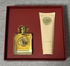 Burberry Goddess オールドパルファム ボディローションセット - メルカリ