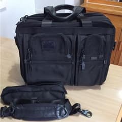TUMI ビジネスバッグのサムネイル
