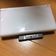 DS ライト ホワイト 充電器付きのサムネイル