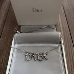 Dior ロゴ ネックレス シルバーカラーのサムネイル