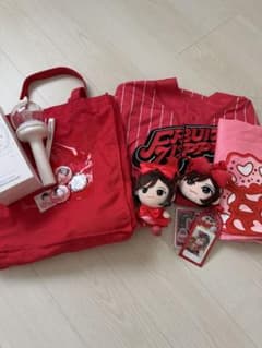 【破格まとめ売り】FRUITS ZIPPER 月足天音 グッズセットのサムネイル