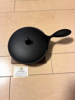 (新品未使用品)南部鉄器の「卓上ミニパン蓋付き」工房おがさわら（小笠原鋳造所）のサムネイル