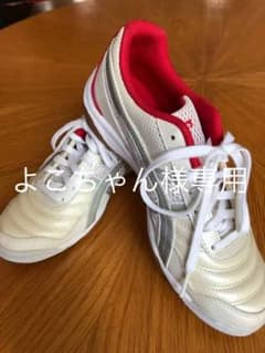 アシックス    フットサルシューズ  大幅値引き‼️のサムネイル