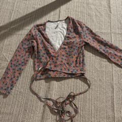 Thumbnail of American Apparel ラップトップス 長袖 総柄 XS