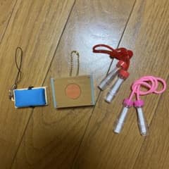 学校の備品 ミニチュア 4点セット（黒板消し、学校のチャイム、縄跳び）のサムネイル