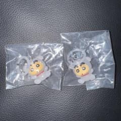 クレヨンしんちゃん　めじるしアクセサリー3 しんのすけ　２点セットのサムネイル