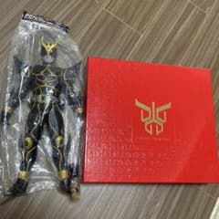 仮面ライダークウガ コレクションボックス アルティメットフォーム 