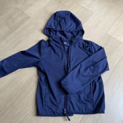 ユニクロ　エアリズムUVカットパーカー　120cmのサムネイル