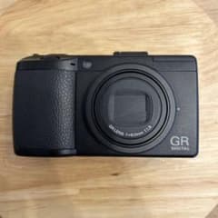 L*中様 【ジャンク品】RICOH GR DIGITAL Ⅲ 本体と付属品のサムネイル
