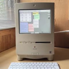 カラクラの筐体にiPadの液晶とHDMIコントローラーを組み込んだもの