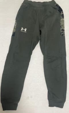 UNDER ARMOUR ジョガーパンツ カーキ 迷彩柄のサムネイル