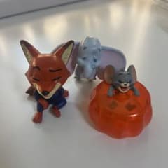 ディズニー ミニフィギュア 3点セット ガチャのサムネイル