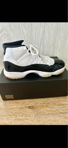 Nike Air Jordan 11 Retro 28.5cmのサムネイル