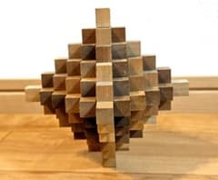 山中組木工房　51本型組木 釘を使用しない木組みパズル　B 山中組木工房 51本型組木 釘を使用しない木組みパズル - メルカリ