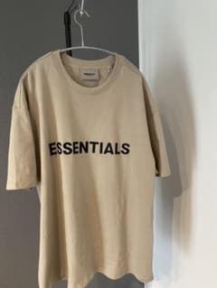 エッセンシャルズ 3DシリコンアップリケボクシーTシャツのサムネイル