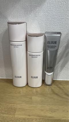 エリクシール　化粧水WT I & 乳液WT I & 朝用美白乳液WTのサムネイル