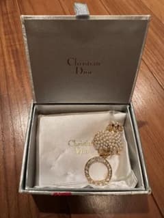 初*）様 Christian Dior クリスチャンディオール ブローチ 羊のサムネイル