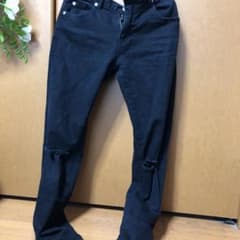黒スキニーのサムネイル
