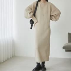 ANGIE フィンガーホール マキシニットワンピースのサムネイル