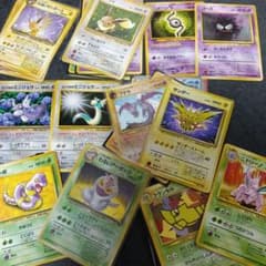 pokemon cards 100枚 まとめ売り 旧裏 サンダー イーブイ - メルカリ