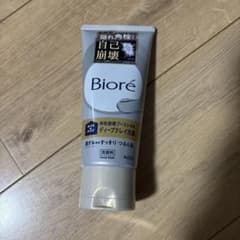 ビオレ おうちdeエステ ディープクレイ洗顔 180gのサムネイル