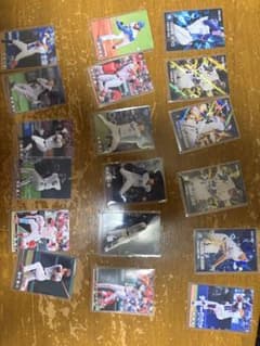 プロ野球 カルビー トレーディングカード 18枚セットのサムネイル