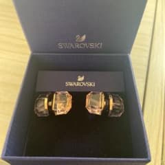 SWAROVSKIピアスのサムネイル