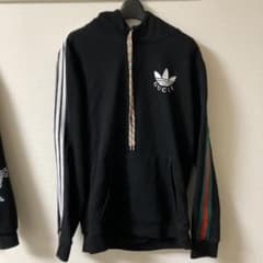 【限定コラボ】グッチ adidas パーカー シェリーライン 人気色　ブラック 限定コラボ】グッチ adidas パーカー シェリーライン 人気色 ブラック