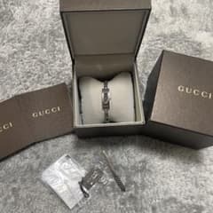 最終値下げ！GUCCI レディース 時計　シルバーのサムネイル