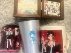 いれいす グッズのサムネイル