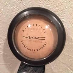 MAC  ファンデーションのサムネイル
