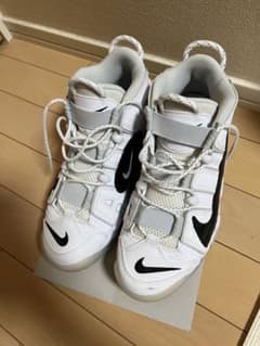 NIKE モアアップテンポのサムネイル