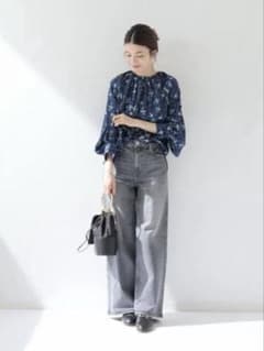 ＜Spick and Span＞ スモールフラワーギャザーブラウス小花柄スピックのサムネイル