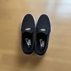 NIKE スリッポン ブラックのサムネイル